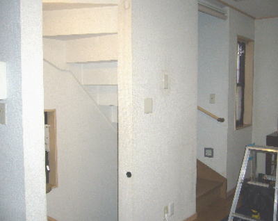 施工前の階段口